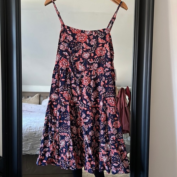 Old navy dress - Picture 1 of 3